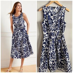 Talbots poplin Blue White Floral Print Sleeveless Fit & Flare Belted Dress Sz 6